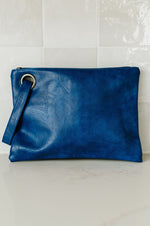 ALEXA Oversized Clutch Bag With Wristlet