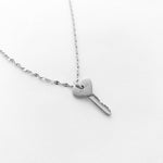 HONEYCAT Amour Key to my Heart Necklace