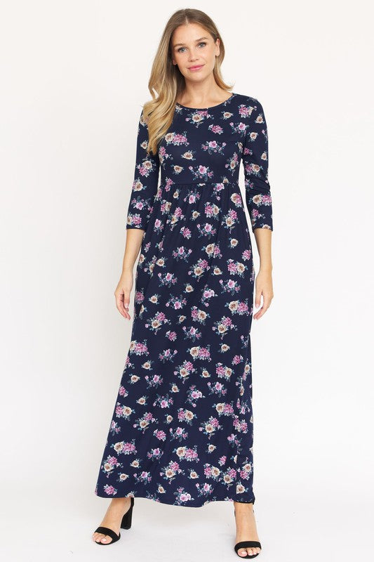 Women's Bouquet Floral Quarter Sleeve Maxi Dress