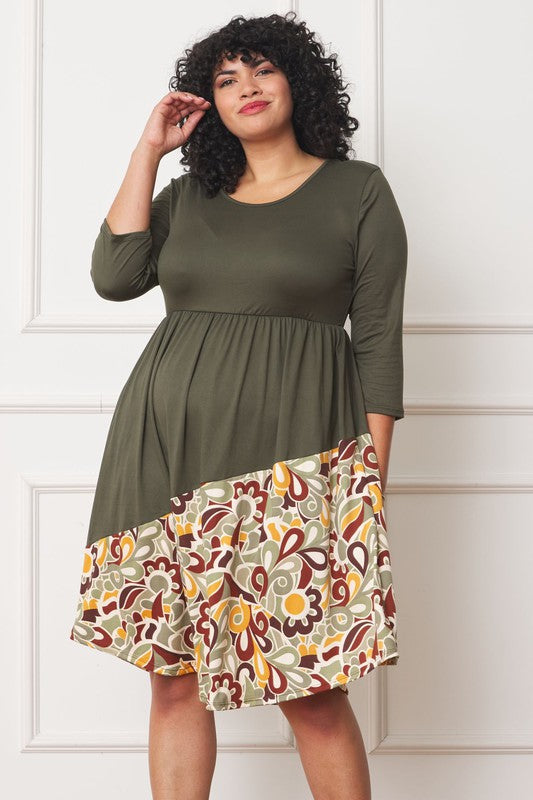 Women's Plus Size Asymmetrical Accent Midi Dress