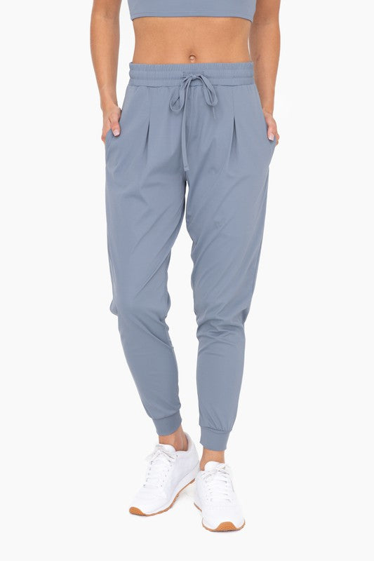 Women's Solid Pleated Front Joggers