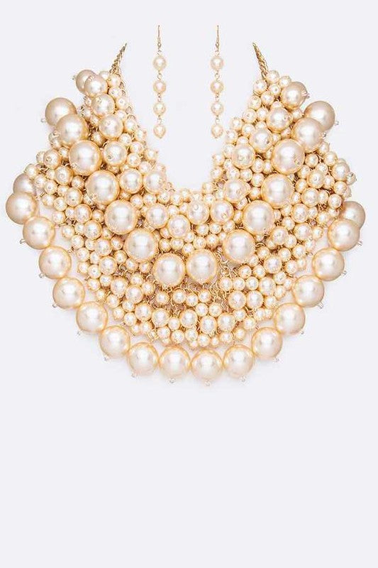 Zillion Pearls Statement Necklace Set