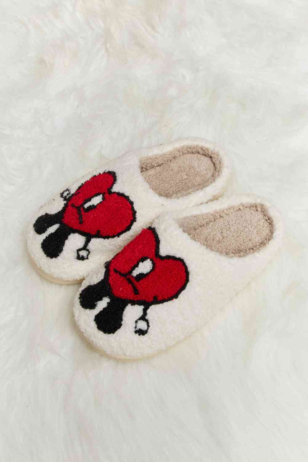 Melody Love Heart Print Plush Slippers